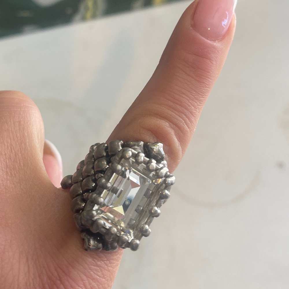 Iiquid metal rhinestone ring size 8